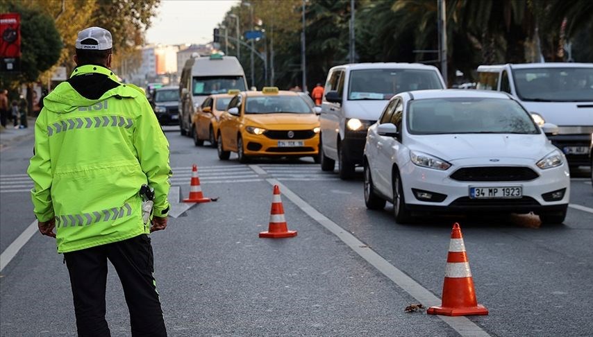 İstanbul’da yarın kimi yollar trafiğe kapatılacak